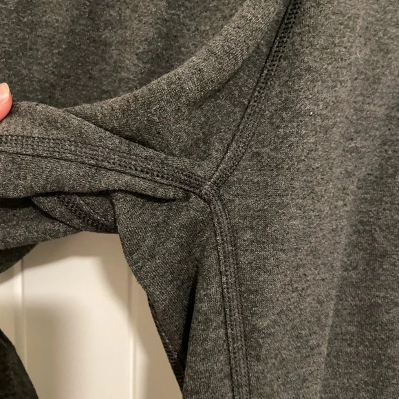 NWOT | Nike‎ women’s gray loose cropped lounge sweatpants — small - Picture 3 of 9